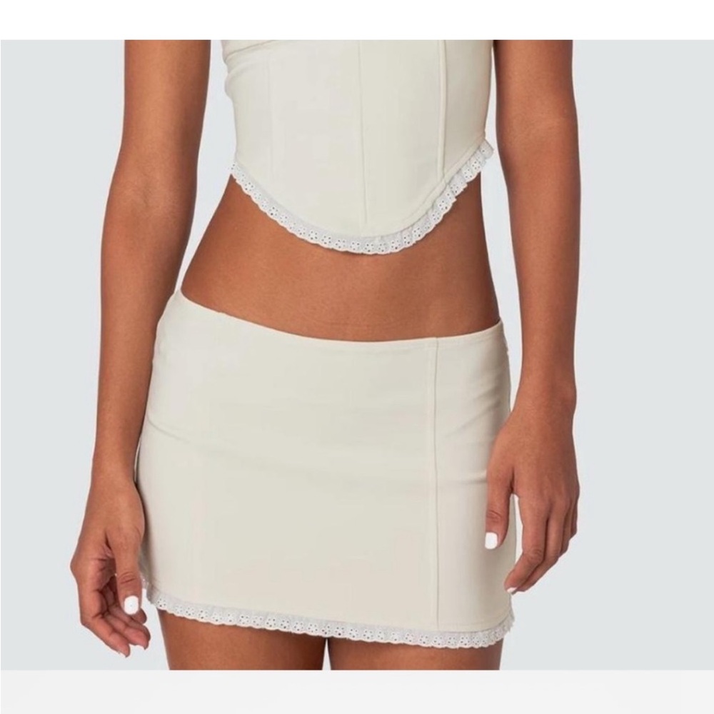 EDIKTED SKIRT